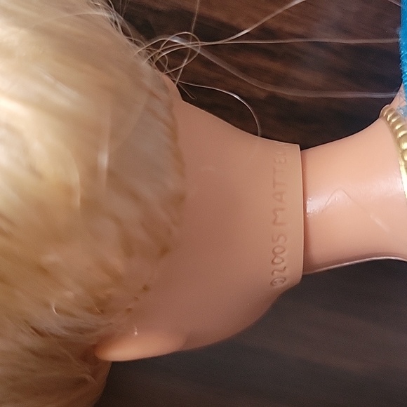 AS IS Barbie as The Island Princess Rosella Doll and clothes - Picture 3 of 10